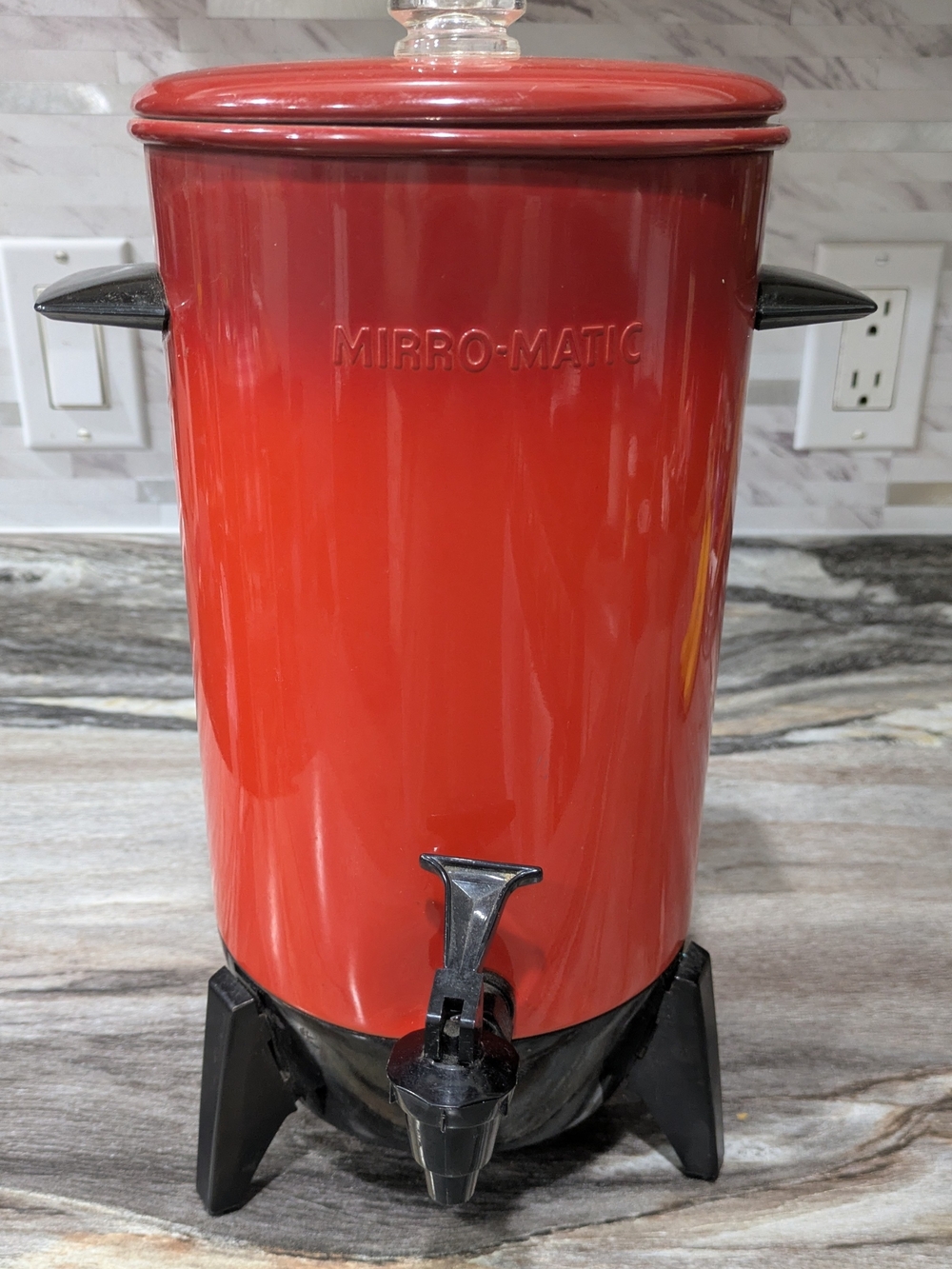 Vintage Mirro-Matic 22 Cup Electric Coffee Percolator Urn Red MCM